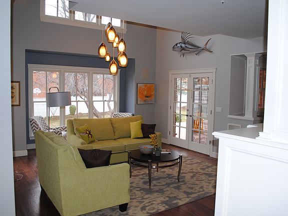 4th image of 1070 Juniper Ave