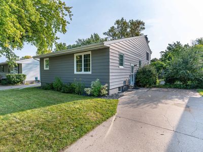 107 4th St NW, Dilworth, MN, 56529