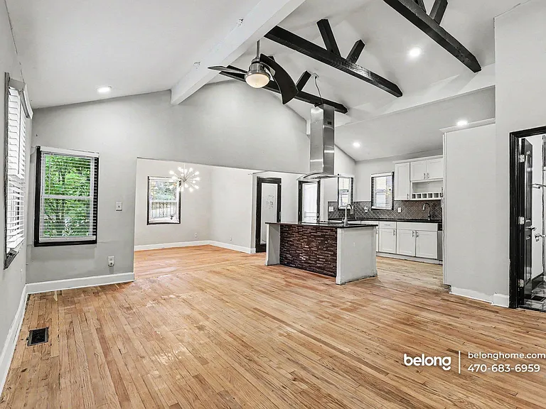1790 Brewer Blvd SW — Photo 5