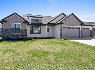 1310 Copilot Way, De Pere, WI 54115