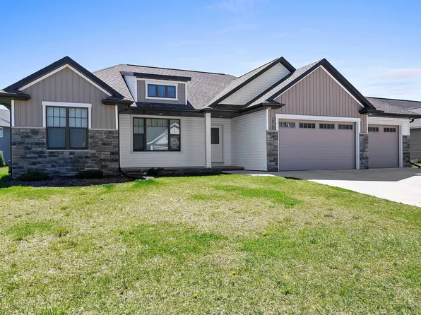 1310 Copilot Way, De Pere, WI 54115