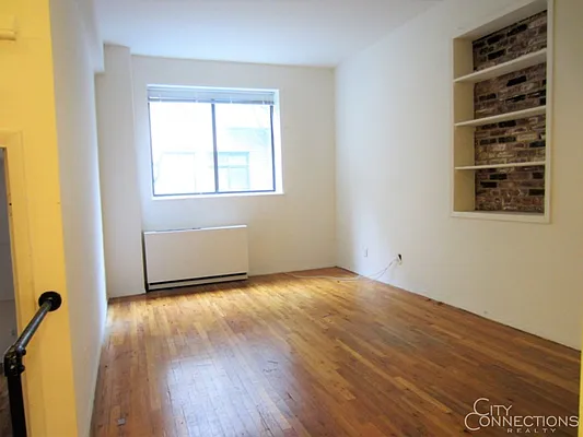 Rented by City Connections Realty | media 14