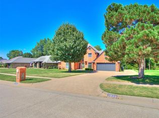 751 Kingsgate Rd, Yukon, OK 73099