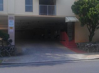 2975 Ala Napuaa Pl, Honolulu, HI 96818