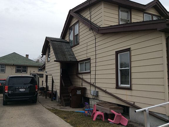 3rd image of 924 Ingersoll Pl