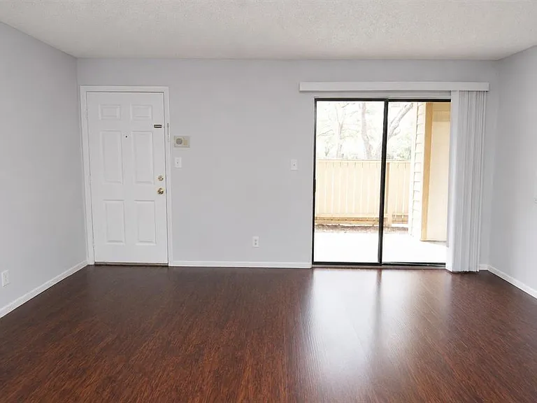 8718 Mallard Reserve Dr #104 — Photo 16