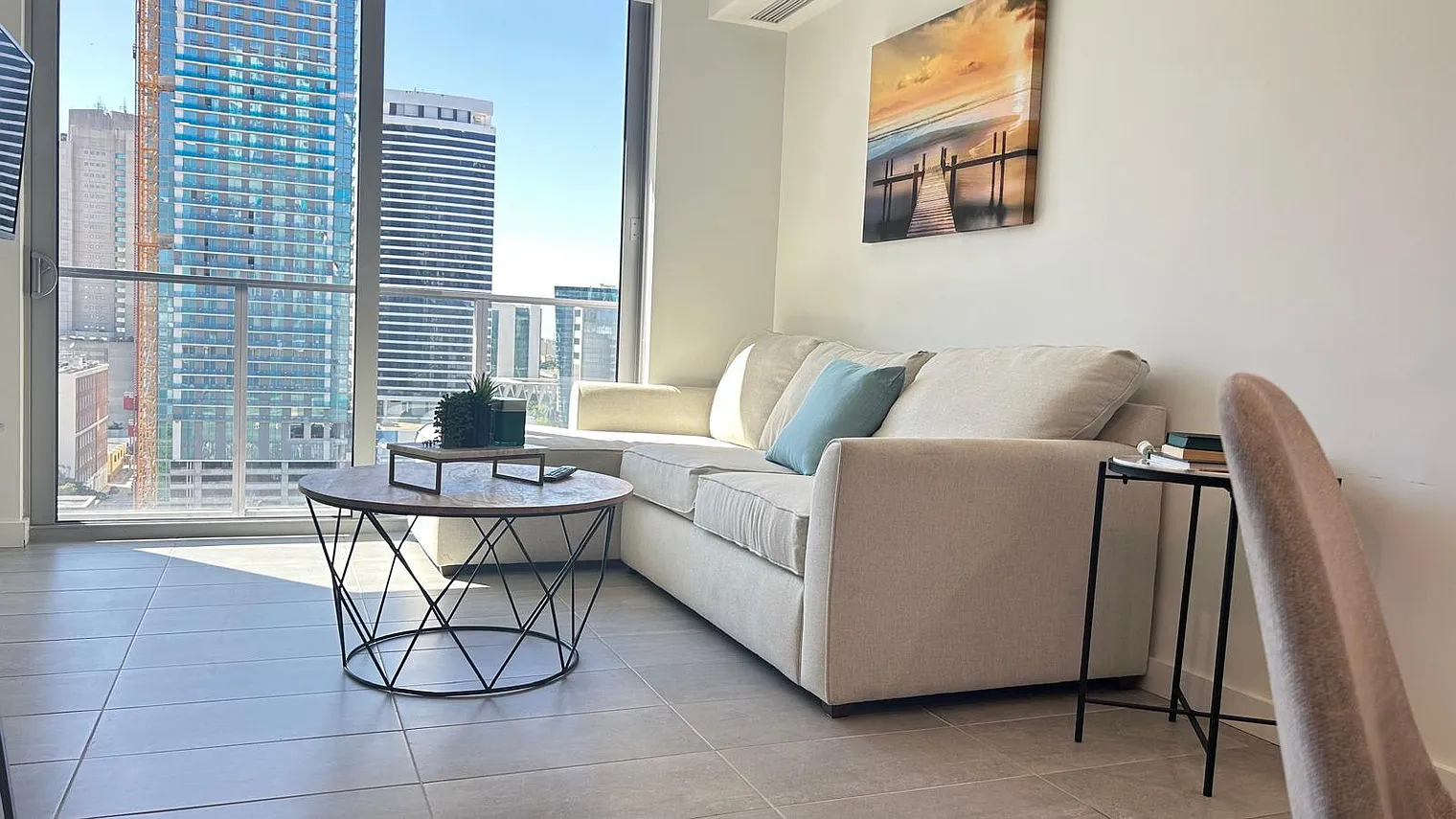1 bed, 1.0 bath, 505 sqft, $4,053 — Photo 3