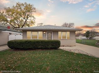 4942 Harding St, Dearborn Heights, MI 48125