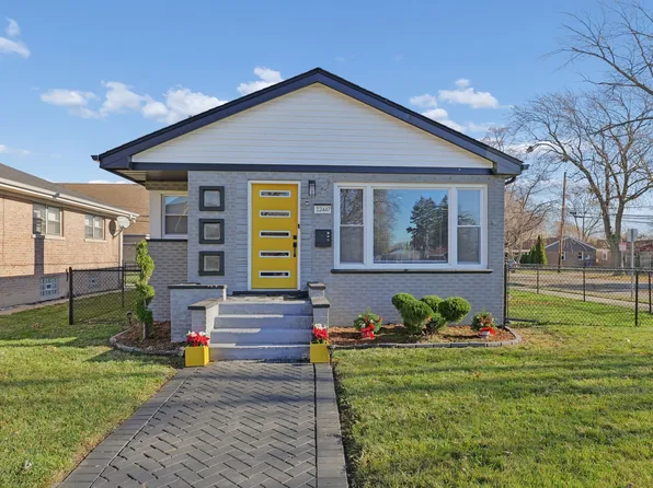12447 S Bishop St, Calumet Park, IL 60827