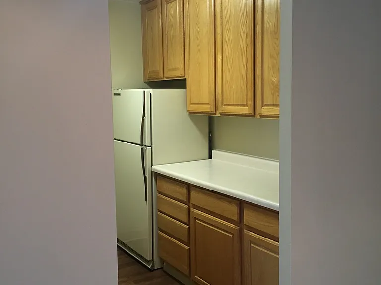 Irving Heights Apartments — Photo 45