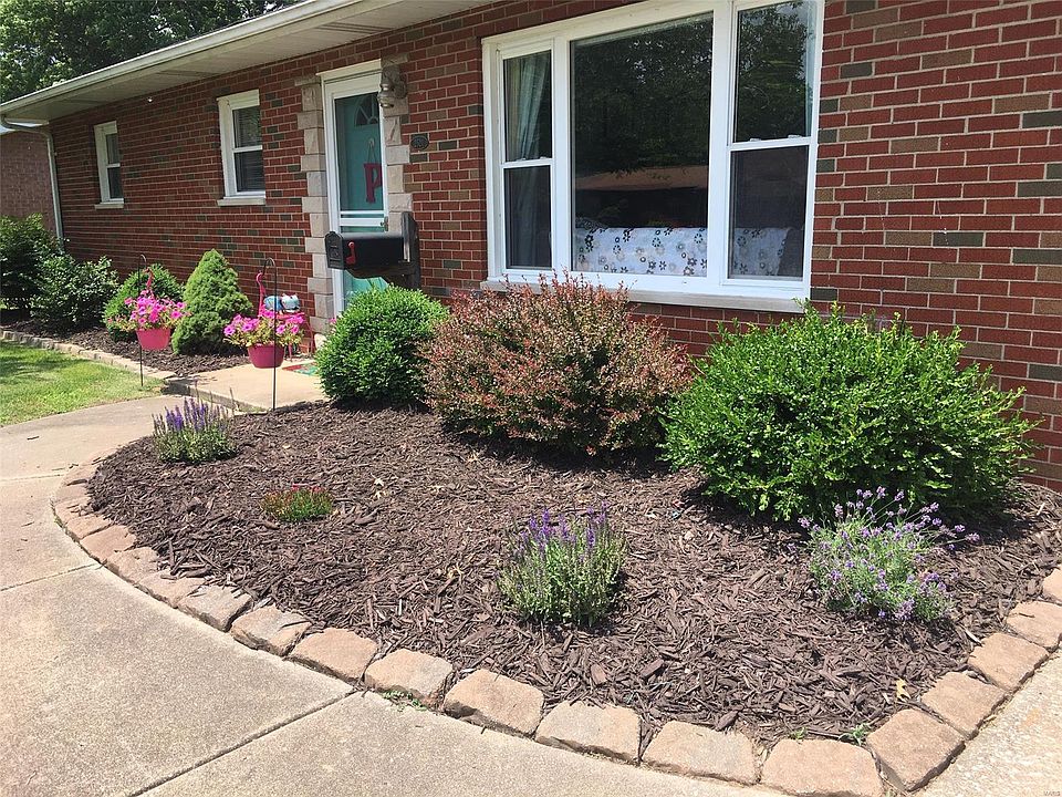 1st image of 2521 Angela Dr