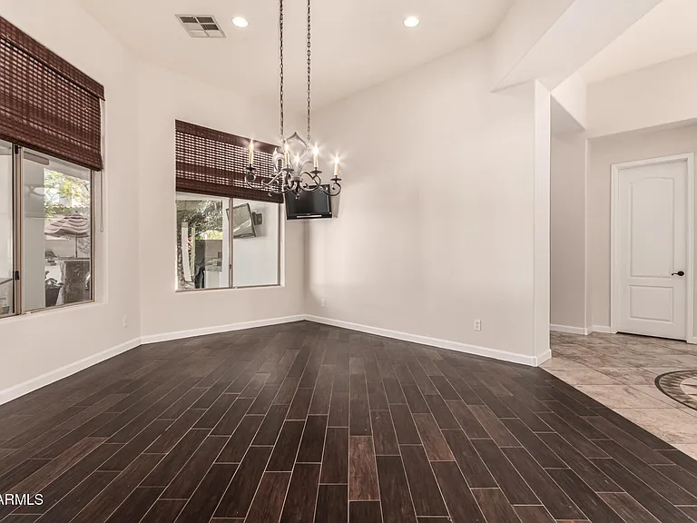 9246 W Molly Ln — Photo 11