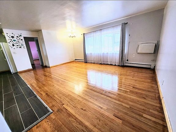 5th image of 204 Woodcliff Ave #2