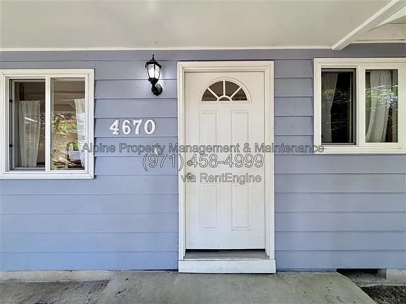 4 bed, 2.5 bath, 2000 sqft, $3,050 — Photo 2