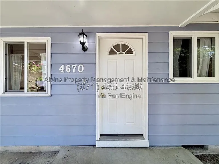 4670 SW 160th Ave — Photo 2