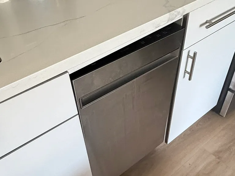 39-44 47th Ave #201 — Photo 4