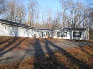 36451 Irish Ln, Wilmington, IL 60481