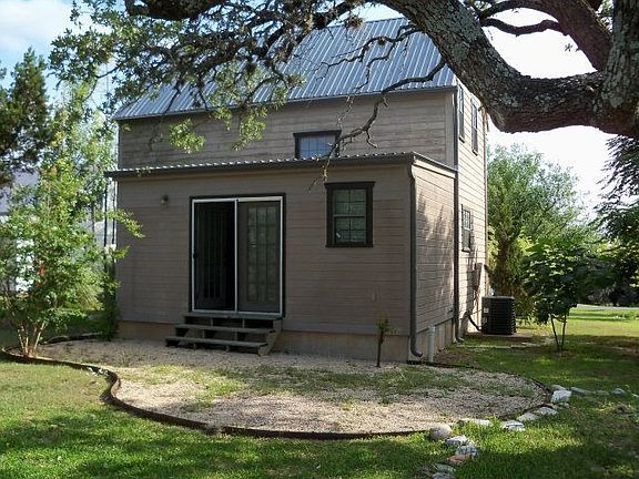 2nd image of 209 Sunday Cir