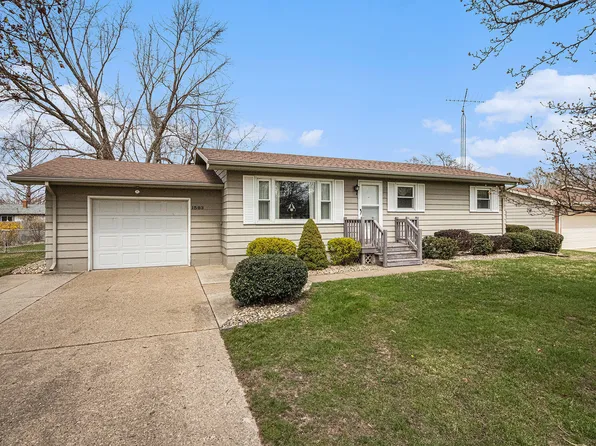 1593 S Cherry Dr, Stevensville, MI 49127