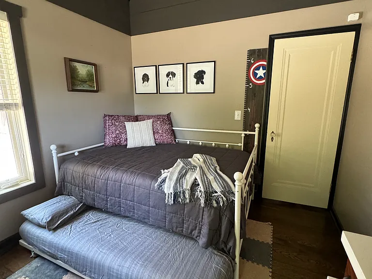 7602 Corby Cir — Photo 16