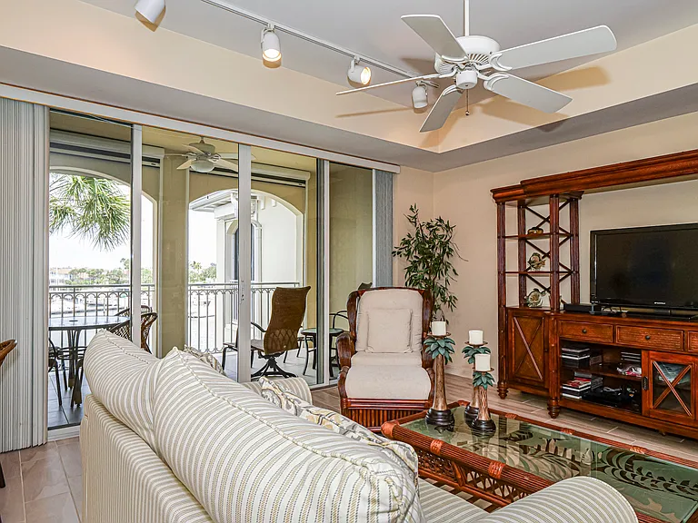 5225 E Harbor Village Dr #303 — Photo 5