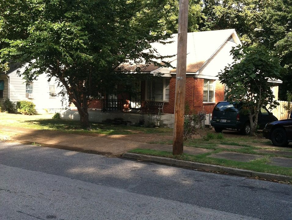 2nd image of 382 Williford St