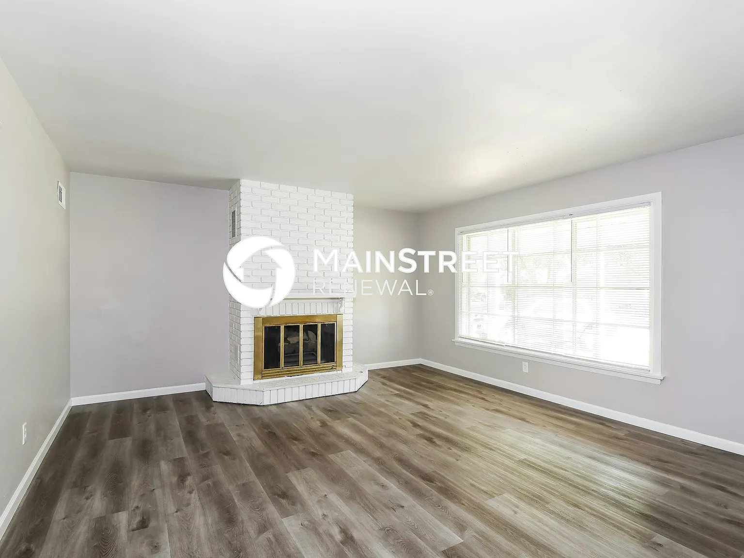 1308 Claudine Dr — Photo 3