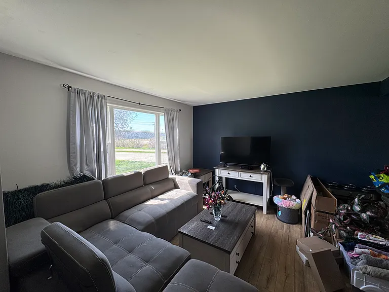 2 Vincent St #2 — Photo 3