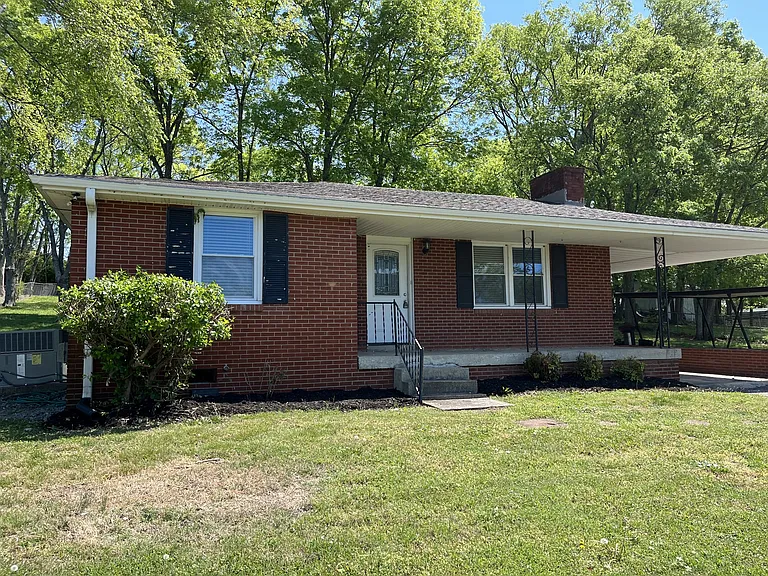 606 Terrace Hill Rd — Photo 1