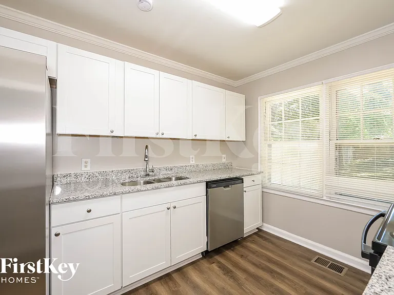 2668 Hood Ave NW — Photo 7