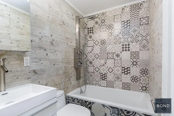 Rented by Bond New York | media 14