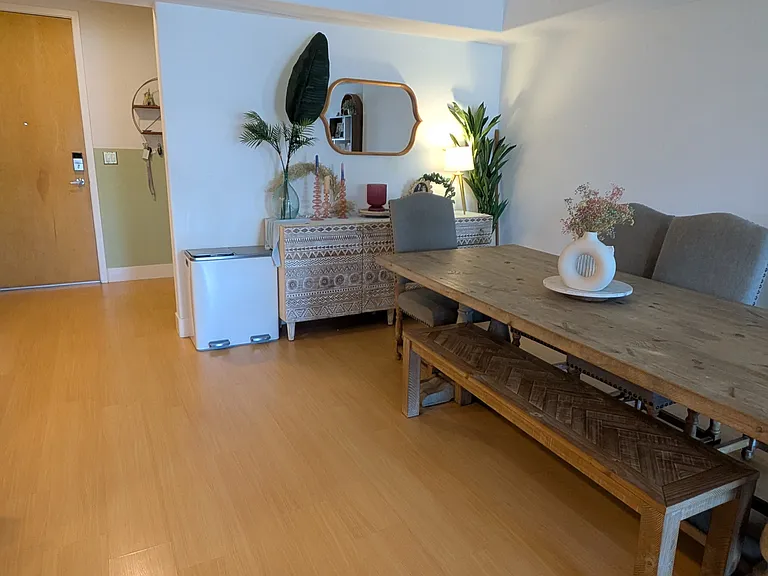 5232 Satsuma Ave #305 — Photo 5