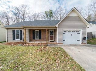 1620 Springfield Way Dr, Clemmons, NC 27012
