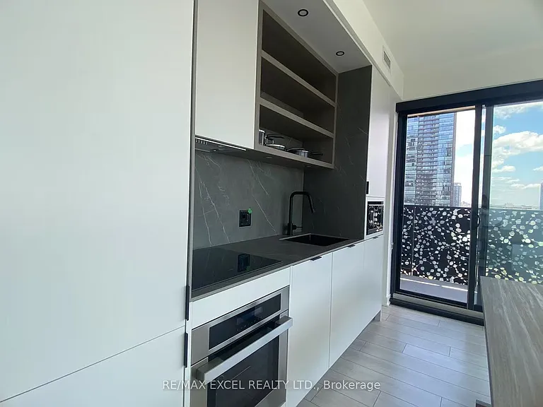 55 Charles St E #2803 — Photo 24