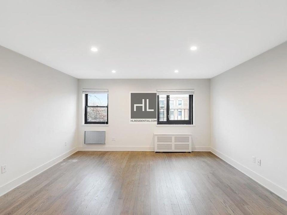 2nd image of 20316 43rd Ave APT 2B