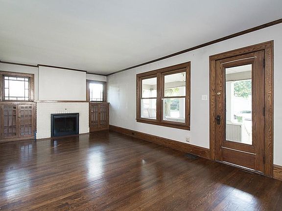 3rd image of 2530 3rd St