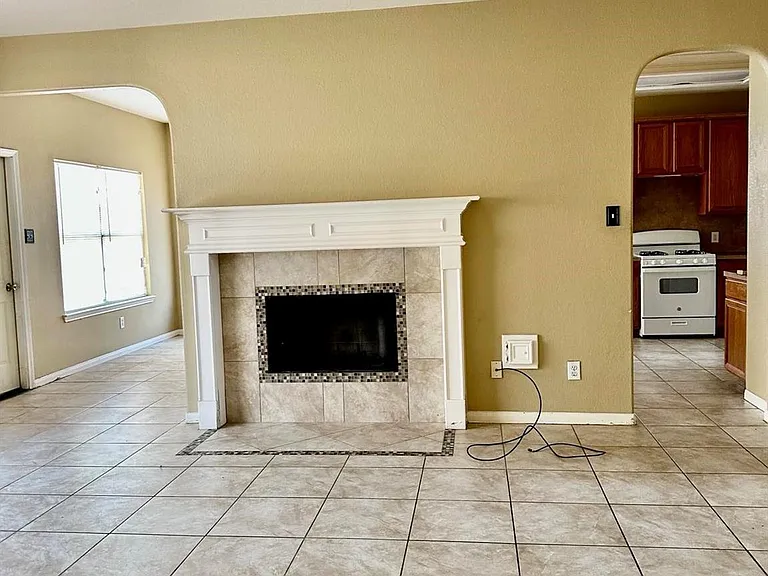1322 Magnolia Dale Dr — Photo 6