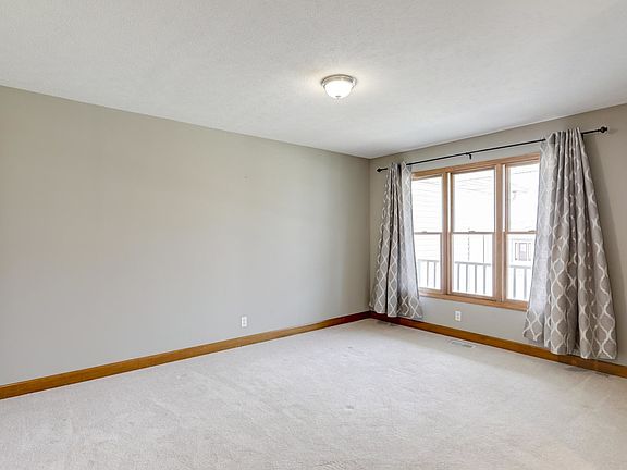 5th image of 509 Trotter Dr