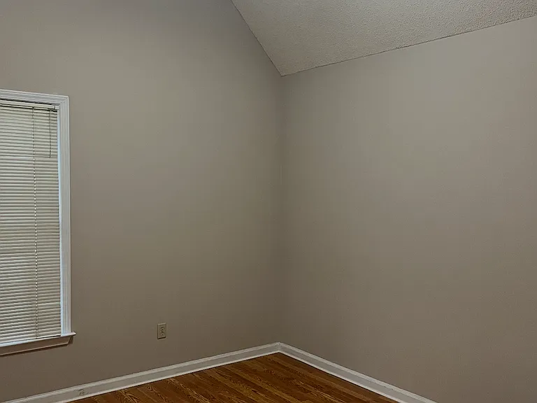 8466 Riverwood Farms Pkwy — Photo 14