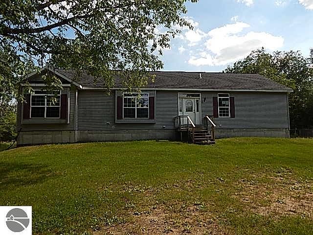 1st image of 9495 River Bend Dr