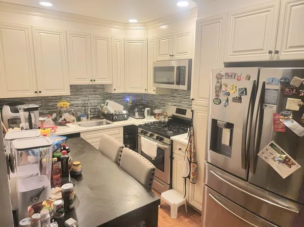 128 Dekalb Ave, Jersey City, NJ 07306