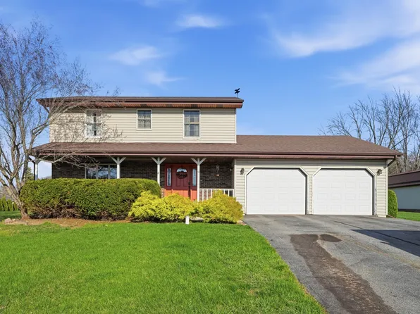 51 Goldenrod Dr, Valparaiso, IN 46385