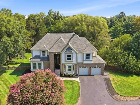 21108 Stonecrop Pl, Ashburn, VA 20147