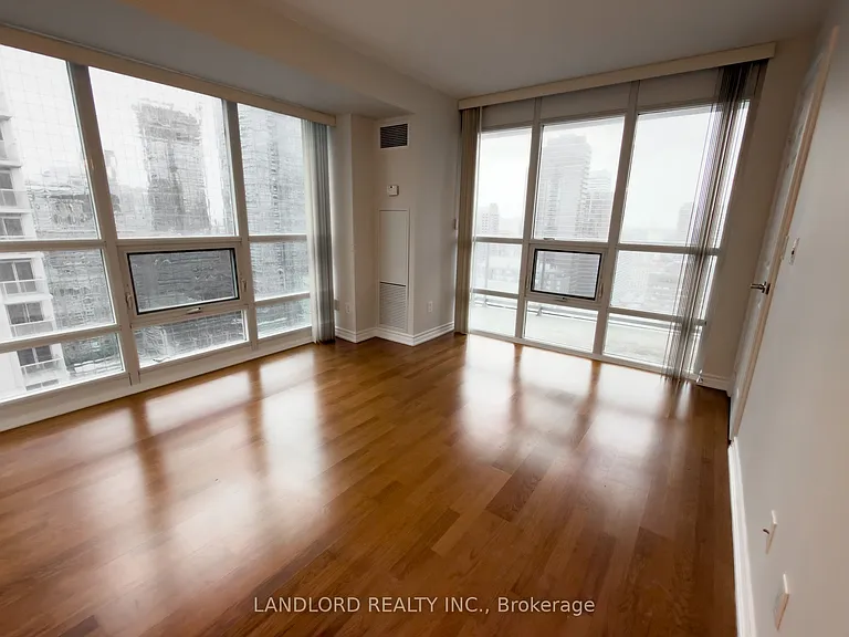 761 Bay St #2802 — Photo 13