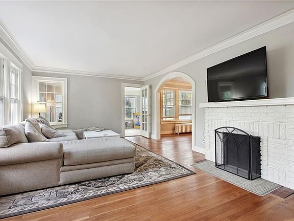 5th image of 4826 Jarboe St