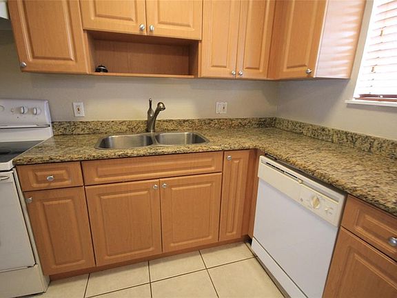 4th image of 22710 Watersedge Blvd APT 74