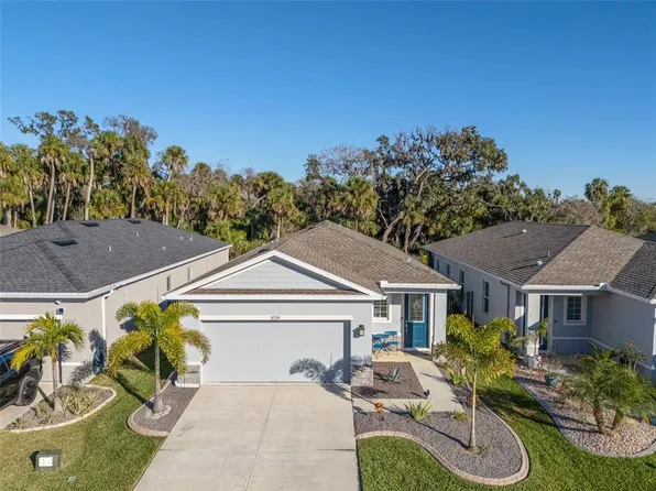 8724 Starry Night Ter, Parrish, FL 34219