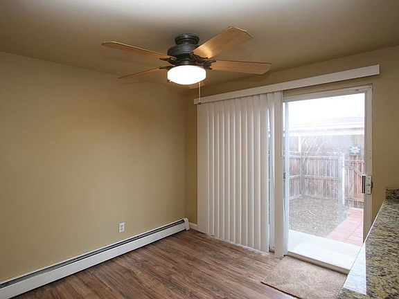 Dining/Breakfast Nook
