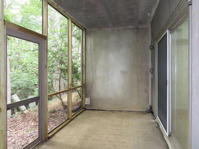 424 Fairoaks Cir — Photo 21