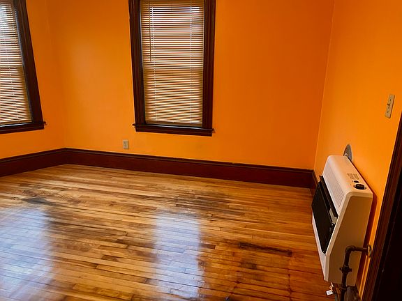 5th image of 19 Kosta St #3